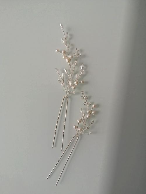 BRANCHES ON A HAIRPIN